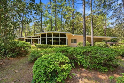 Photo of 810 Middlebrooks Circle, Tallahassee, FL 32312 (MLS # 398043)