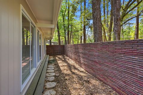 Tiny photo for 810 Middlebrooks Circle, Tallahassee, FL 32312 (MLS # 398043)