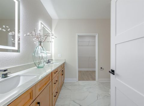 Tiny photo for 1318 Clay Street, Tallahassee, FL 32304 (MLS # 397830)