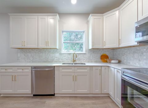 Tiny photo for 1318 Clay Street, Tallahassee, FL 32304 (MLS # 397830)