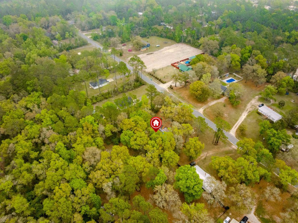 Photo of 94 Jean Drive, Crawfordville, FL 32327 (MLS # 398016)