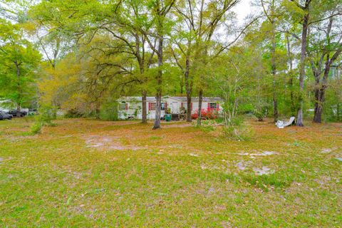 Tiny photo for 94 Jean Drive, Crawfordville, FL 32327 (MLS # 398016)