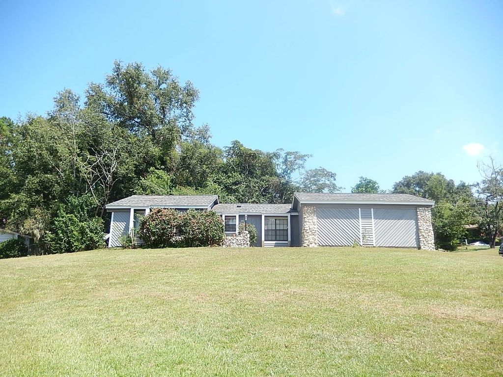 Photo of 2338 Eastgate Way, Tallahassee, FL 32308 (MLS # 390780)