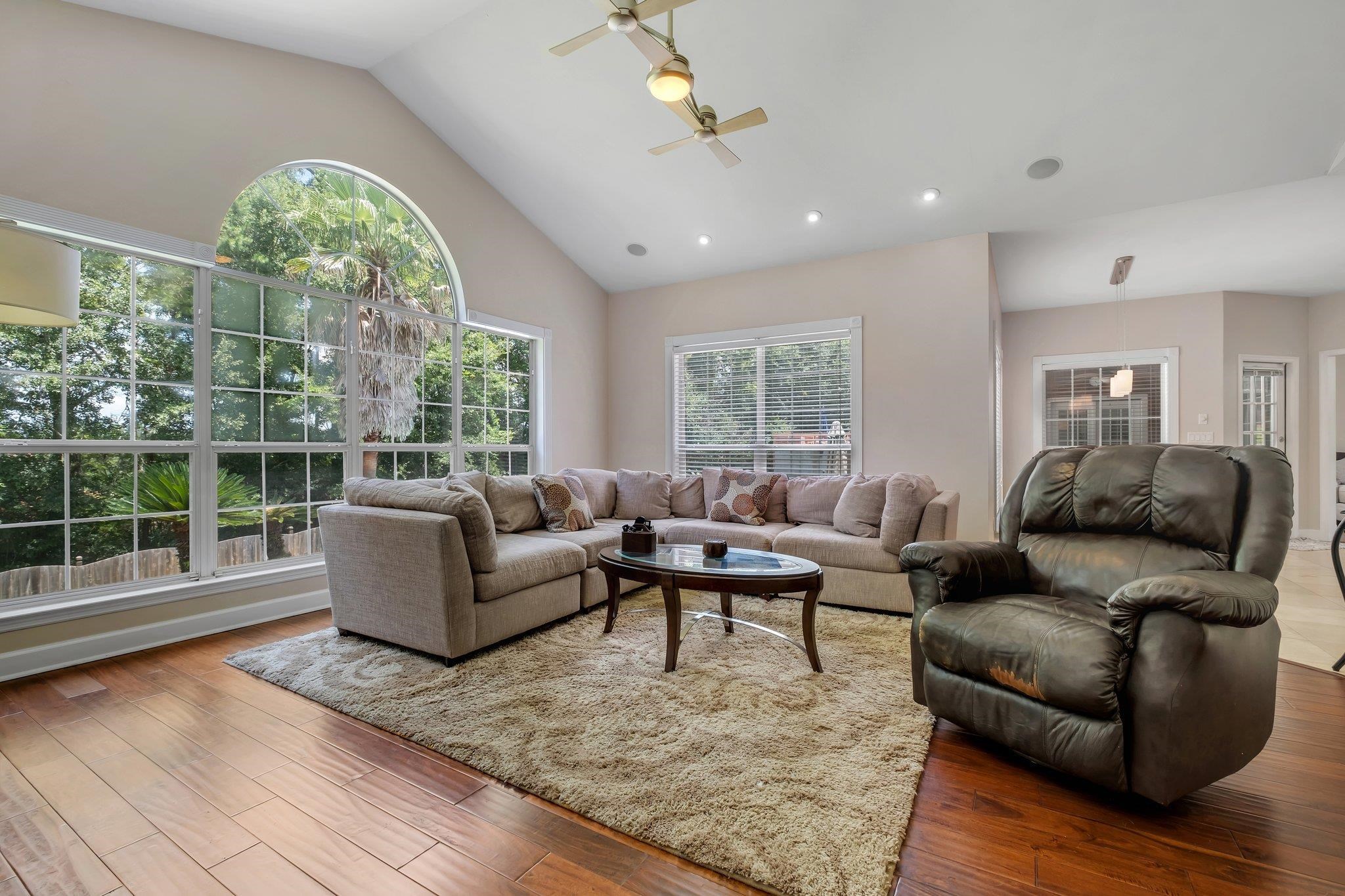1387 E Conservancy Drive