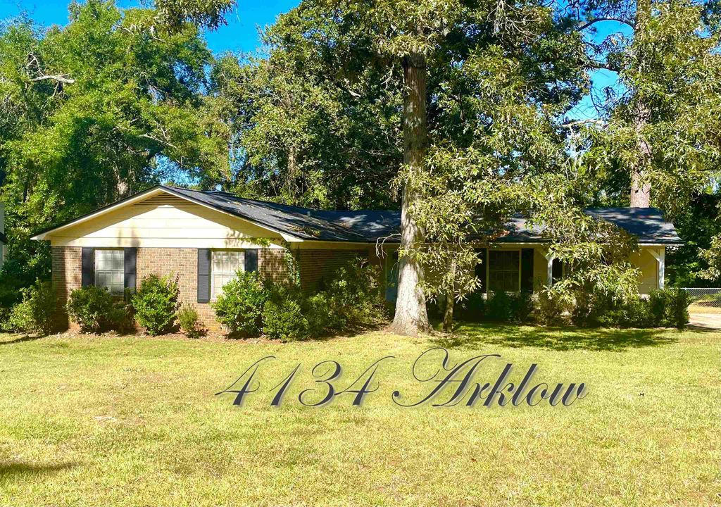 Photo of 4134 Arklow Dr Dr, Tallahassee, FL 32309 (MLS # 392313)