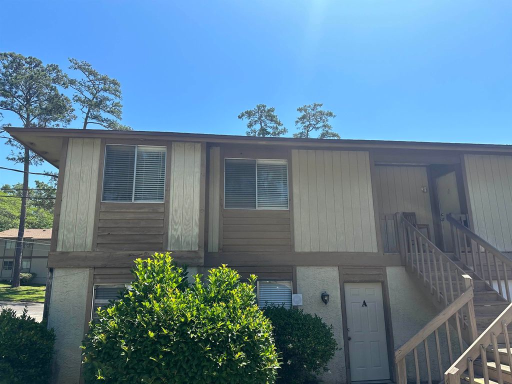 Photo of 732 Pointe Court #A, Tallahassee, FL 32308 (MLS # 393200)