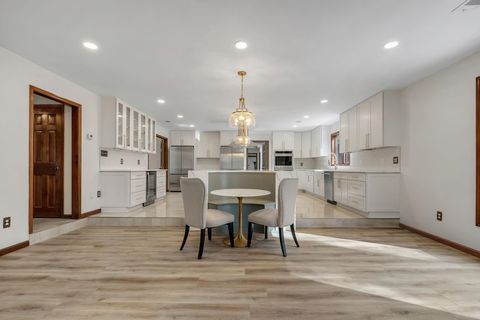 Tiny photo for 6375 Thomasville Road, Tallahassee, FL 32312 (MLS # 396316)