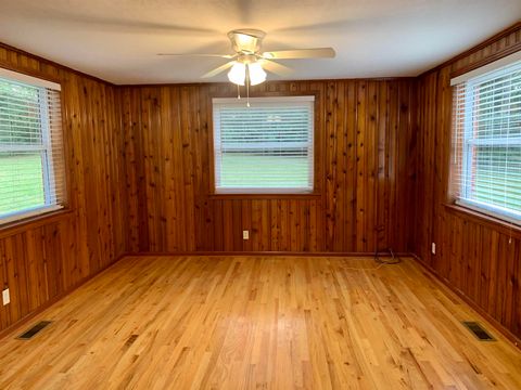 Tiny photo for 1915 Sunset Lane Ln, Tallahassee, FL 32303 (MLS # 391803)