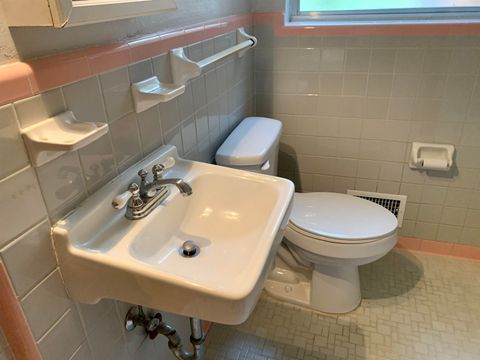 Tiny photo for 1915 Sunset Lane Ln, Tallahassee, FL 32303 (MLS # 391803)