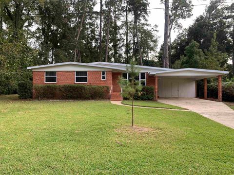 Tiny photo for 1915 Sunset Lane Ln, Tallahassee, FL 32303 (MLS # 391803)