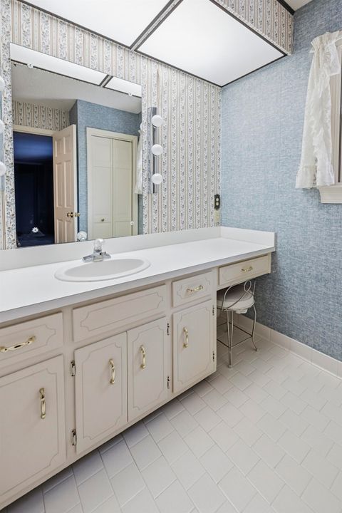 Tiny photo for 1920 Lawson Road, Tallahassee, FL 32308 (MLS # 394127)