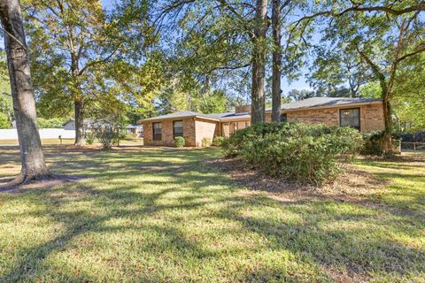 Tiny photo for 1920 Lawson Road, Tallahassee, FL 32308 (MLS # 394127)