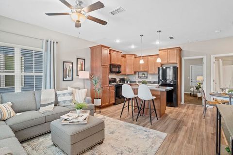 Tiny photo for 2017 Tyson Green Avenue #202, Tallahassee, FL 32310 (MLS # 393084)