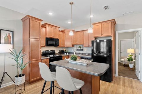 2017 Tyson Green Avenue 202 Tallahassee FL 32310