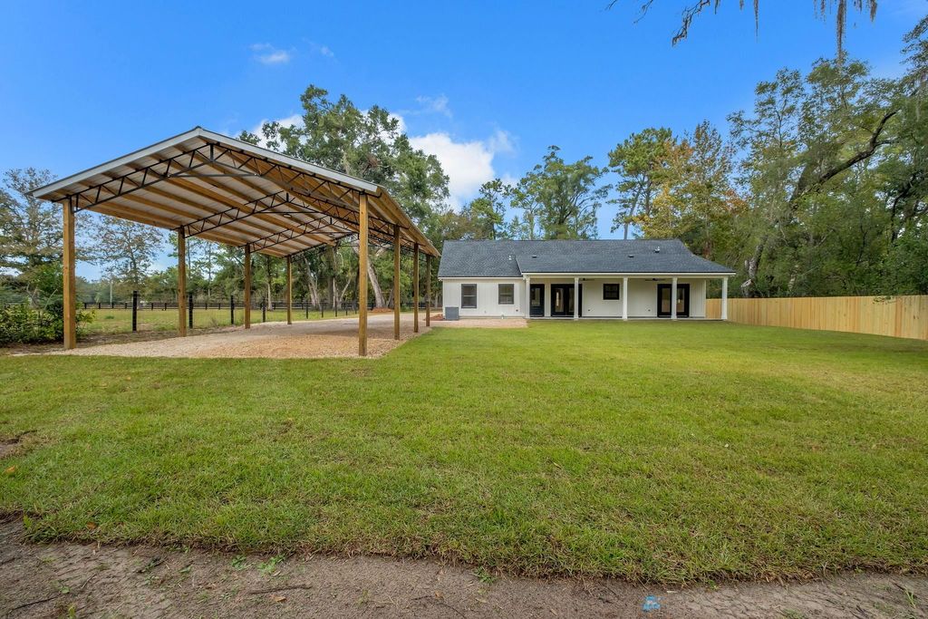 Photo of 1017 Shadeville Road, Crawfordville, FL 32327 (MLS # 392998)