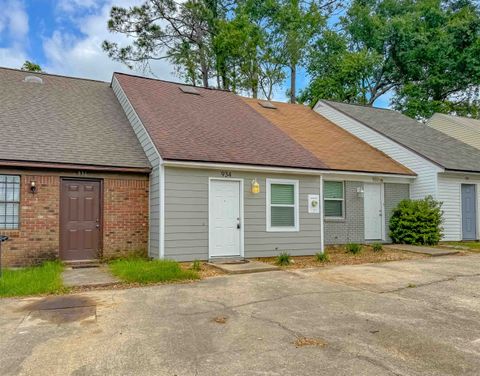 Tiny photo for 934 S Lipona Road, Tallahassee, FL 32304 (MLS # 399517)