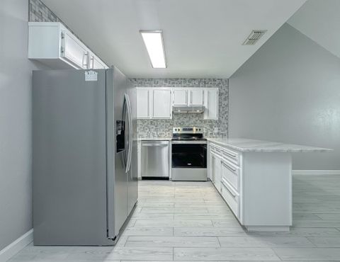 Tiny photo for 934 S Lipona Road, Tallahassee, FL 32304 (MLS # 399517)