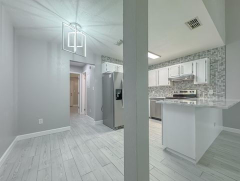 Tiny photo for 934 S Lipona Road, Tallahassee, FL 32304 (MLS # 399517)