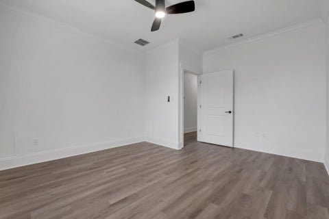 Tiny photo for 1725 NE Capital Circle #205, Tallahassee, FL 32308 (MLS # 400645)