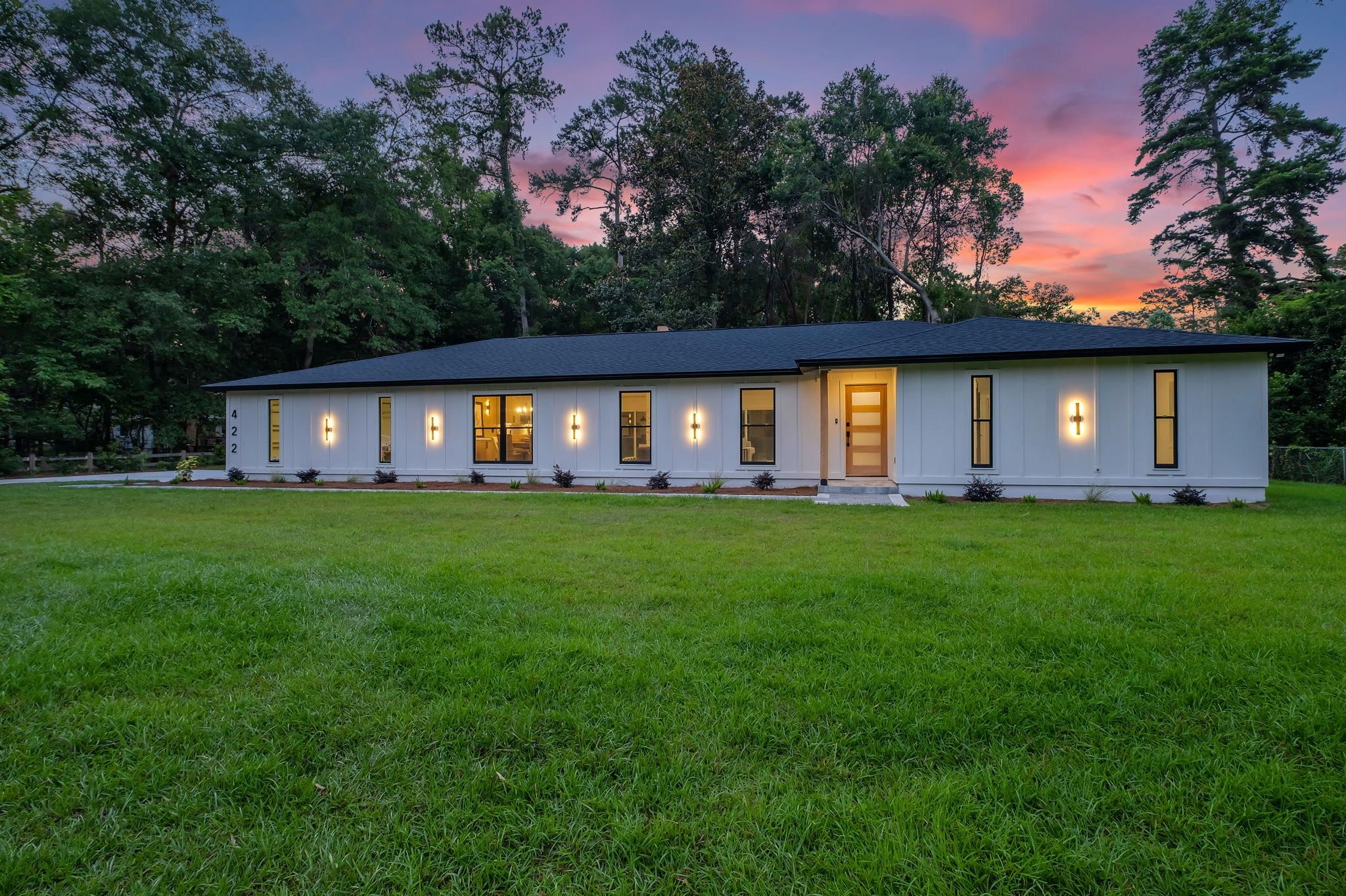 422 Waverly Road