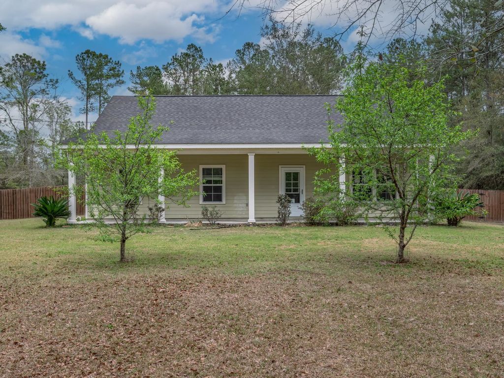 Photo of 58 Zion Hill Road, Crawfordville, FL 32327 (MLS # 397020)