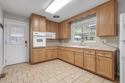 Tiny photo for 1917 Sharon Road, Tallahassee, FL 32303 (MLS # 393615)