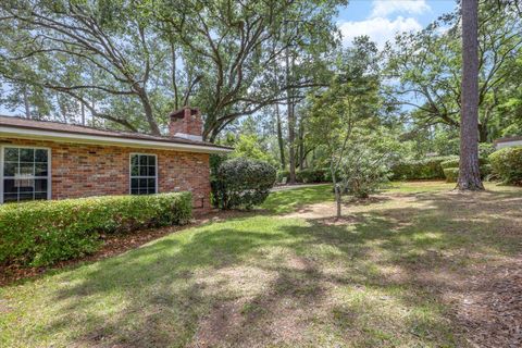 Tiny photo for 1917 Sharon Road, Tallahassee, FL 32303 (MLS # 393615)