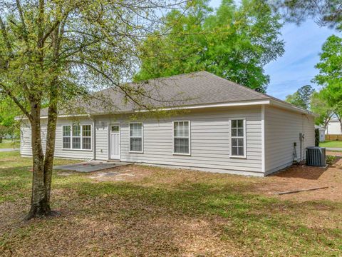 Tiny photo for 47 Amy Lane, Crawfordville, FL 32327 (MLS # 397991)