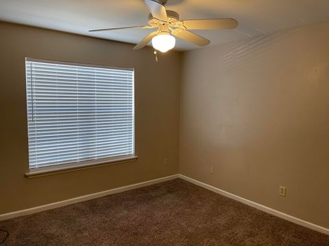 Tiny photo for 2719 W THARPE Street #23, Tallahassee, FL 32303 (MLS # 397930)