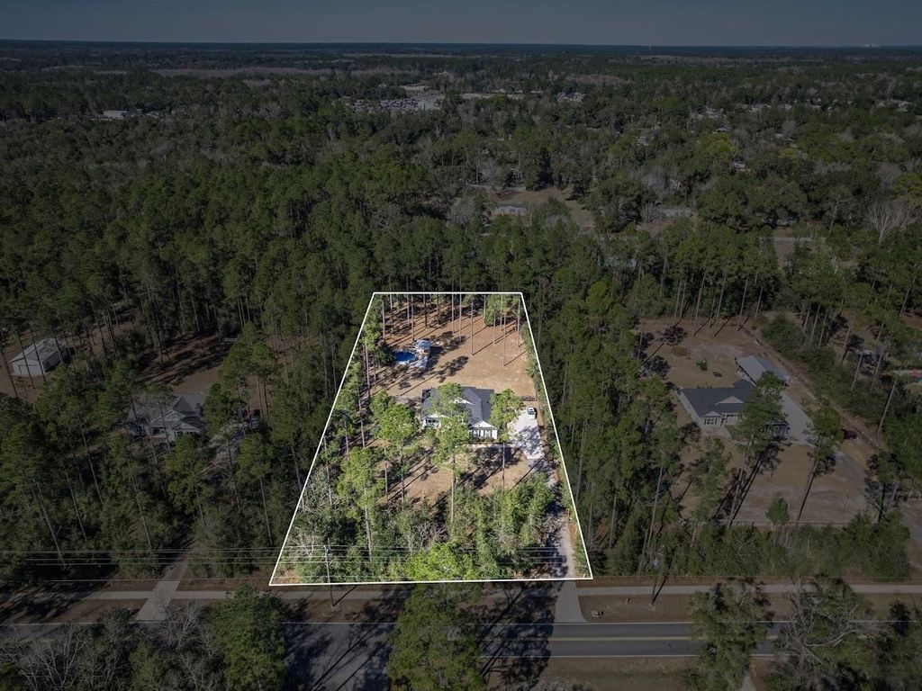 Photo of 162 Aaron Strickland Road, Crawfordville, FL 32327 (MLS # 395297)