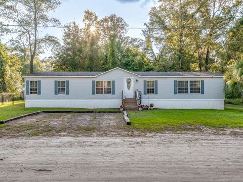 A home in Crawfordville