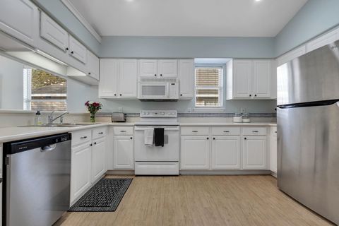 Tiny photo for 1046 Piney Z Plantation Road, Tallahassee, FL 32311 (MLS # 393742)