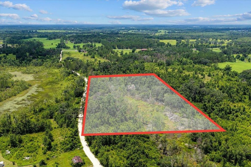 Photo of Vacant NE Bayberry Street, Madison, FL 32340 (MLS # 388065)