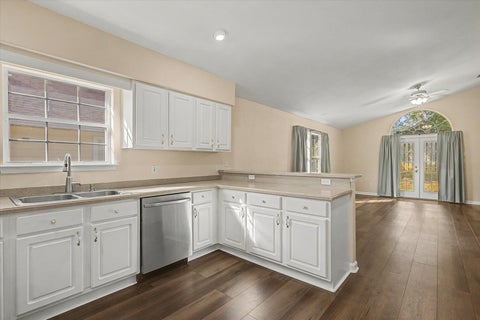Tiny photo for 9317 TUSCANY Drive, Tallahassee, FL 32312 (MLS # 401928)