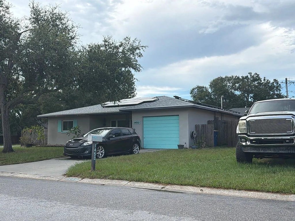 Photo of 1450 Carolyn Lane, Other Florida, FL 33755 (MLS # 403000)