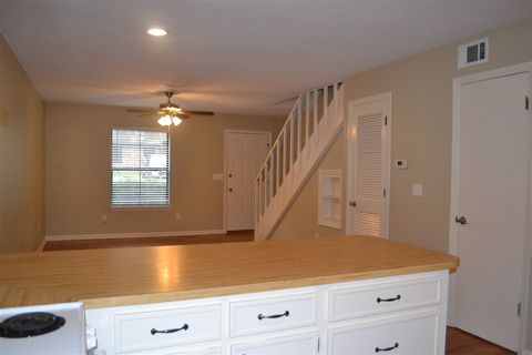 Tiny photo for 1290 High Road, Tallahassee, FL 32304 (MLS # 399472)