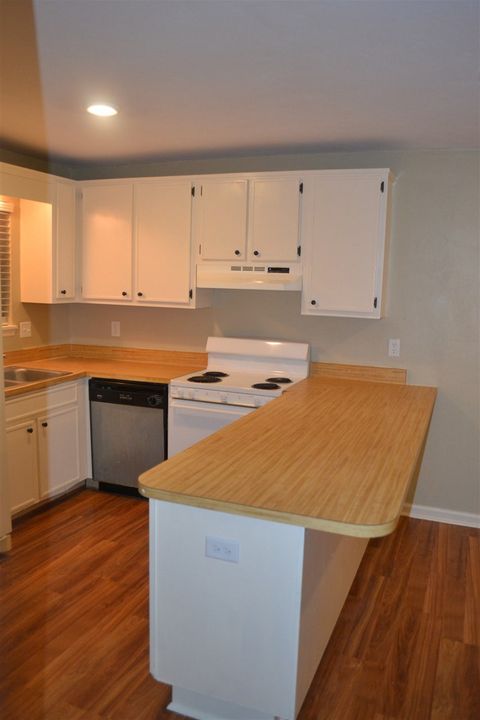 Tiny photo for 1290 High Road, Tallahassee, FL 32304 (MLS # 399472)