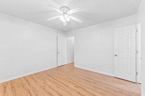 Tiny photo for 2506 NUGGET Lane, Tallahassee, FL 32303 (MLS # 396458)