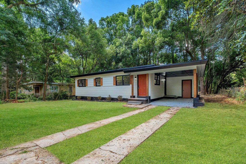 Photo of 1605 Mayhew Street, Tallahassee, FL 32304 (MLS # 391988)