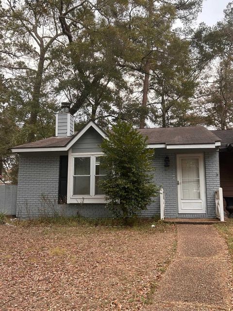Photo of 1141 Brafforton Drive, Tallahassee, FL 32311 (MLS # 396222)