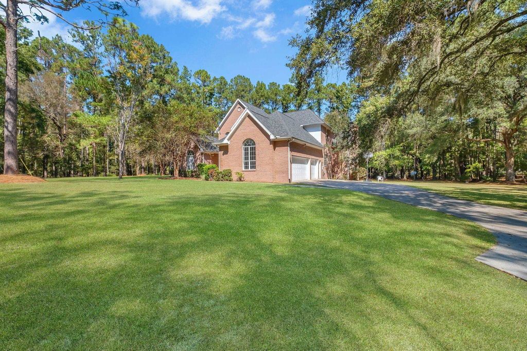 Photo of 6452 MARY LAKE Court, Tallahassee, FL 32311 (MLS # 392368)