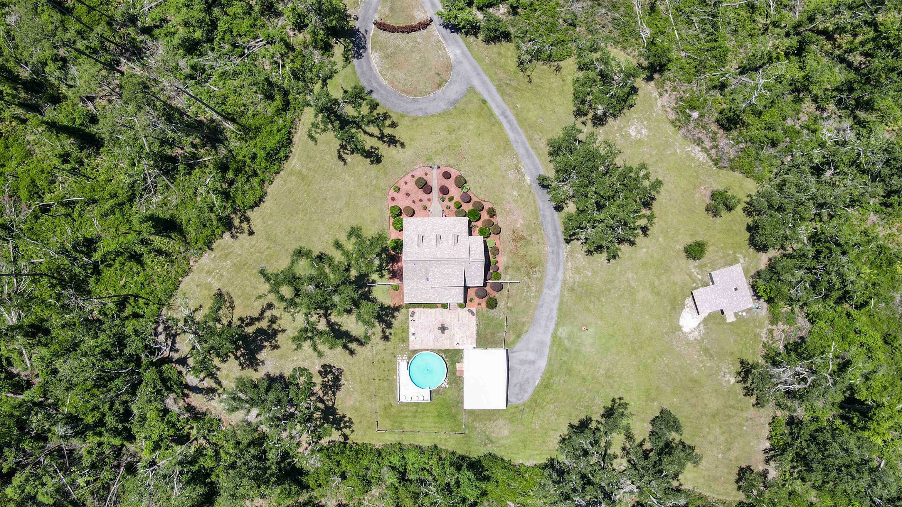 2460 Canopy Lane