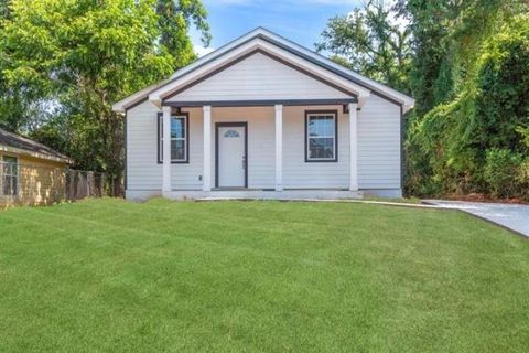 Photo of 2119 Wakulla Street Street, Tallahassee, FL 32310 (MLS # 387590)