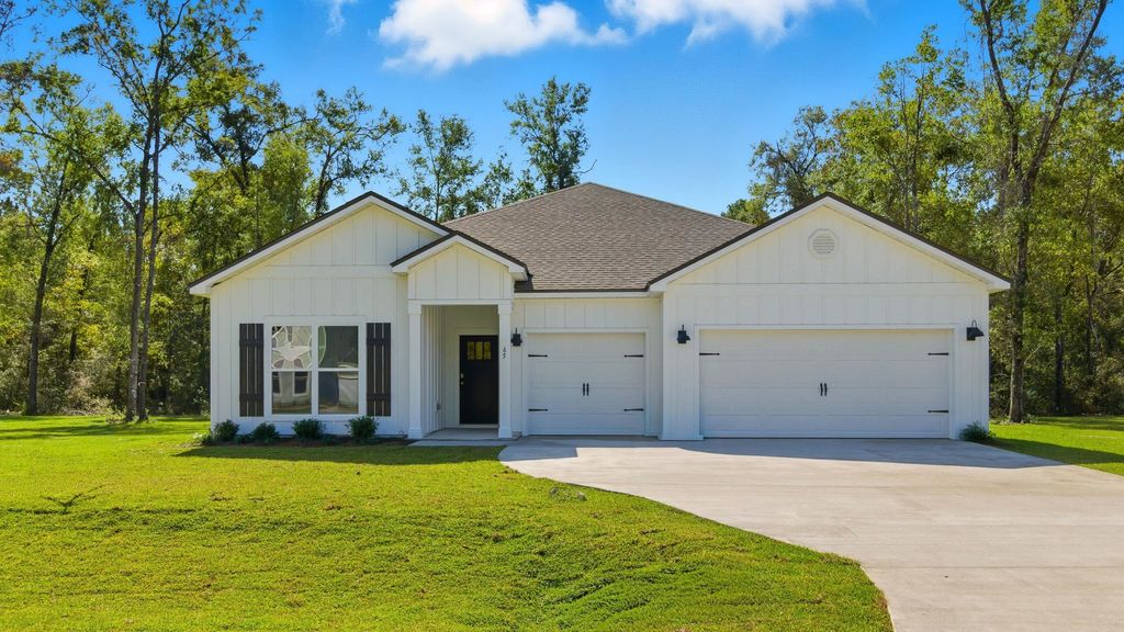 Photo of 167 Bedford Loop, Crawfordville, FL 32327 (MLS # 393580)
