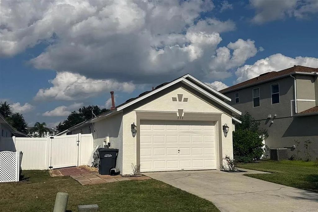 Photo of 131 Sonja Circle, Other Florida, FL 33897 (MLS # 394101)