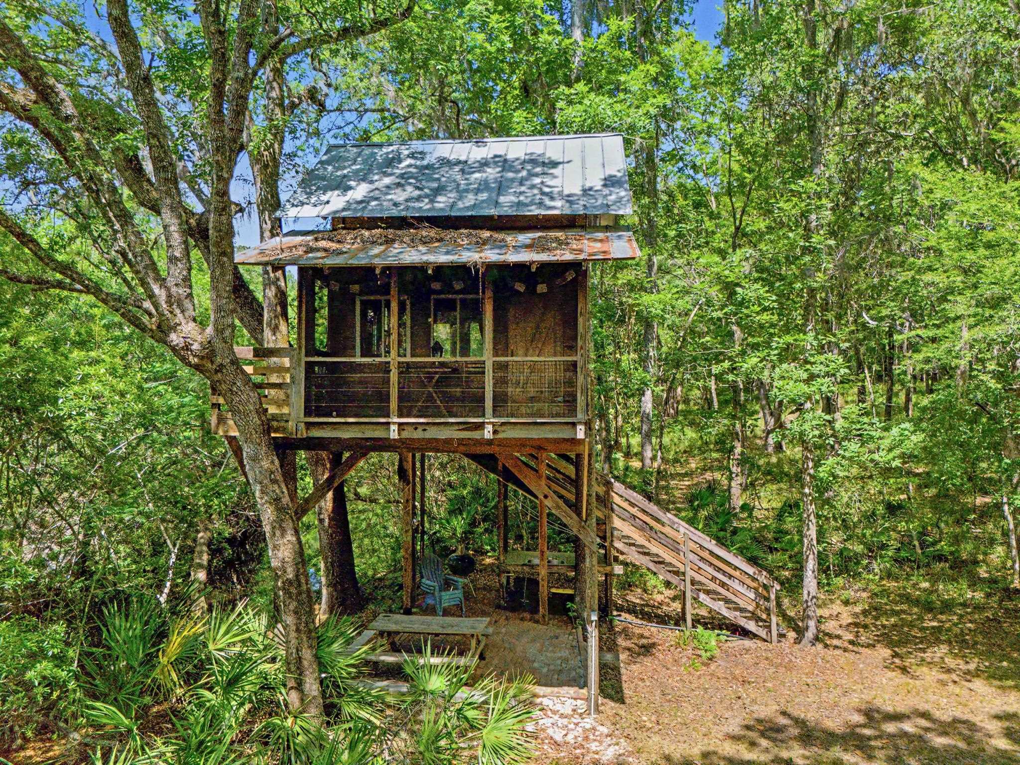 253 PERSIMMON Road