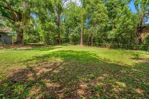 Tiny photo for 319 Meadowbrook Lane, Tallahassee, FL 32304 (MLS # 394977)