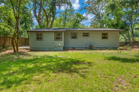 Tiny photo for 319 Meadowbrook Lane, Tallahassee, FL 32304 (MLS # 394977)