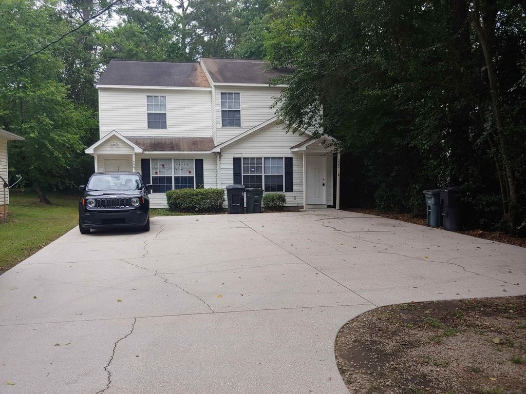 Photo of 227 Dixie Drive #2, Tallahassee, FL 32304 (MLS # 391163)