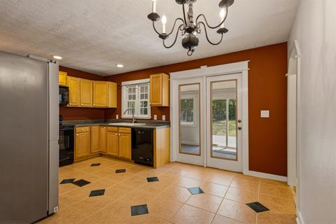 Tiny photo for 24133 Lanier Street, Tallahassee, FL 32310 (MLS # 399413)